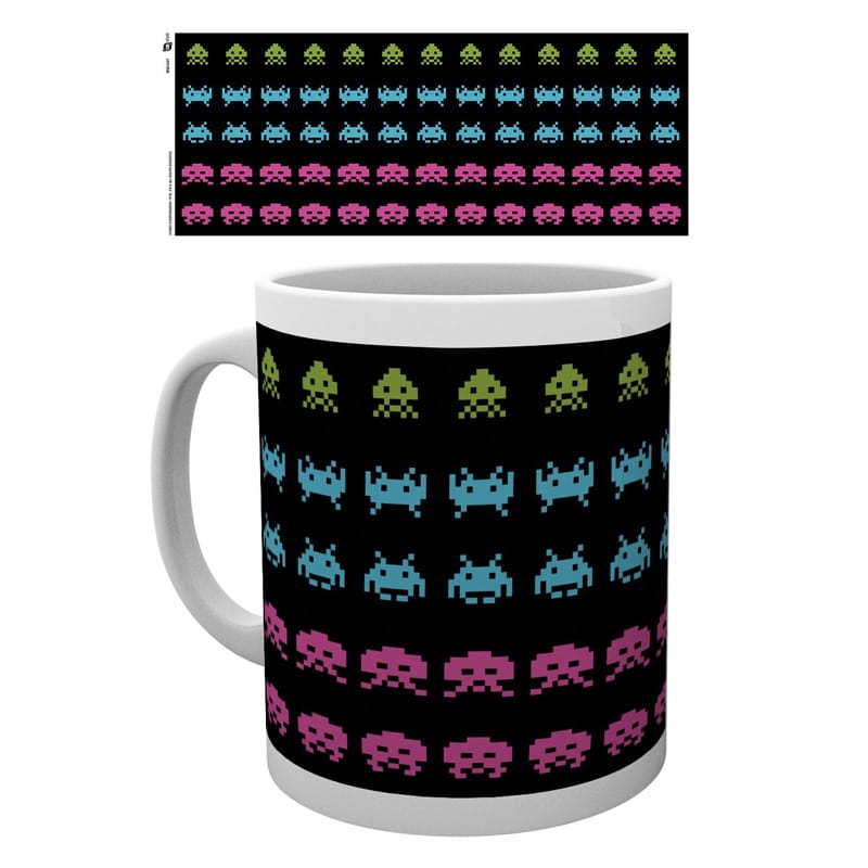 MG1657 Space Invaders Invader Wrap Mug a.jpg