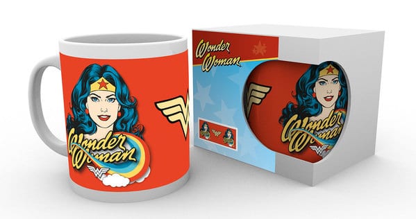 MG1997 Wonder Woman Face Mug b.jpg