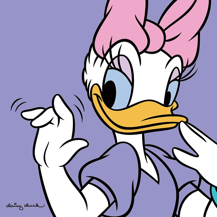 WDC95192 Daisy Duck Lilac Canvas Print a.jpg